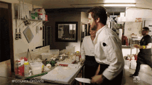 Knife Trick Clive Standen GIF - Knife Trick Clive Standen Anthony Lavelle GIFs