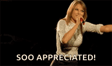Bow Taylor Swift GIF - Bow Taylor Swift Thanks GIFs