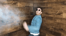 GIF