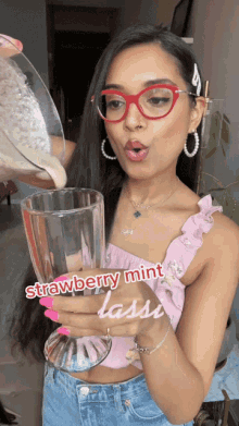Strawberry Mint Chef Priyanka GIF - Strawberry Mint Chef Priyanka Juice GIFs