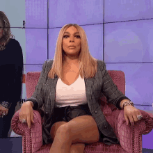 Wendy Williams Laughing GIF - Wendy Williams Laughing Holding In Laugh GIFs