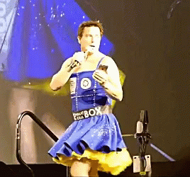John Barrowman Tardis GIF - John Barrowman Tardis Comic Con GIFs