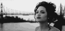 Angelina Jolie Look GIF - Angelina Jolie Look River GIFs