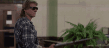 they live1988 roddy piper gun they live