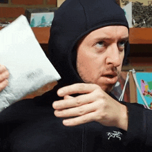 Whats Inside This Parcel Peter Deligdisch GIF - Whats Inside This Parcel Peter Deligdisch Peter Draws GIFs
