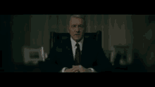 Frank Underwood House Of Cards GIF - Frank Underwood House Of Cards Series GIFs
