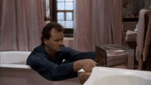 Toaster Lights On And Off GIF - Toaster Lights On And Off Bathtub GIFs