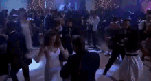 Prom Dance Scene GIF - Prom Shesallthat Dance GIFs