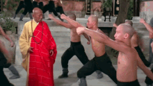 Bras Honneur Insult GIF - Bras Honneur Insult Shaolin GIFs