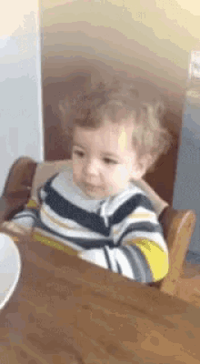 Kiss Baby GIF - Kiss Baby Oh Stop It You GIFs