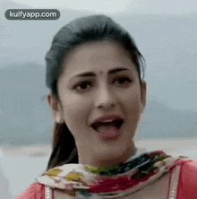 laughing shruti haasan actress heroine poojai movie
