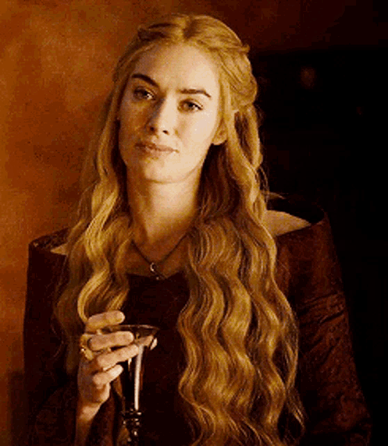 cersei lannister ojos en blanco gif