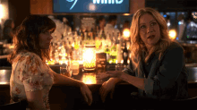 Read The Room Dead To Me GIF - Read The Room Dead To Me Jen Harding GIFs