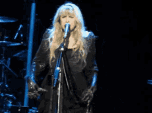 Stevie Nicks Fleetwood Mac GIF - Stevie Nicks Fleetwood Mac Rock Concert GIFs