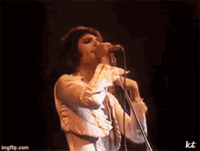 70s Freddie Freddie GIF - 70s Freddie Freddie Freddie Mercury GIFs