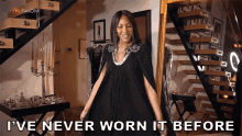 Ive Never Worn It Before Naomi Campbell GIF - Ive Never Worn It Before Naomi Campbell Being Naomi GIFs