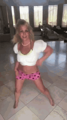 Britney Twirling GIF - Britney Twirling Twirling Hair GIFs