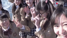 sakuragakuin 2015nendo hello peace waving hands