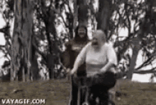 Abuela Bicicleta GIF - Abuela Bicicleta GIFs