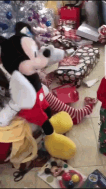 Mickey Mouse Hug GIF - Mickey Mouse Hug Kid GIFs