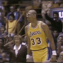 Lakers High Five Happy GIF - Lakers High Five Happy Lakers GIFs