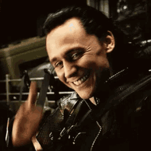 你很厉害 GIF - Thumbs Up Tom Hiddleston Youre Awesome GIFs
