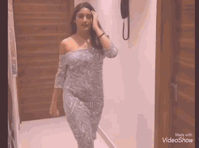 640px x 478px - Surbhi Chandna Sexy GIF - Surbhi Chandna Sexy Pretty - Discover & Share GIFs