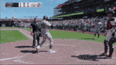 a baseball game between the yankees and giants