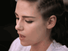 Kristen Stewart Whistling GIF - Kristen Stewart Whistling Whistle GIFs