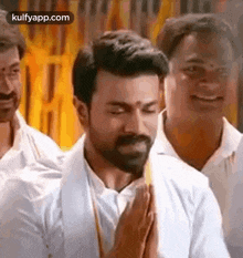 praying prays reactions vinaya vidheya rama trending
