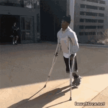 Crutches Bonnet GIF - Crutches Bonnet Prank GIFs