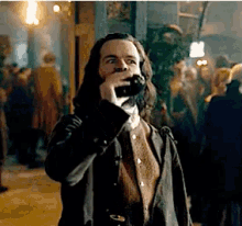 Slainte Outlander GIF - Slainte Outlander Drinking GIFs