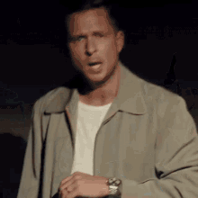 Pulling Out A Knife Ryan Tedder GIF - Pulling Out A Knife Ryan Tedder One Republic GIFs