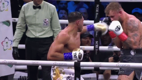 tommy-fury-jake-paul.gif