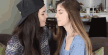 Cute Kiss GIF - Cute Kiss Lesbian GIFs