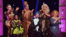 Clapping Trinity The Tuck GIF - Clapping Trinity The Tuck Raja GIFs