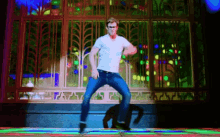 Thor Chris Hemsworth GIF - Thor Chris Hemsworth Dance Moves GIFs