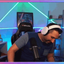 Cozy Gamer Chip GIF - Cozy Gamer Chip Jump Scare GIFs