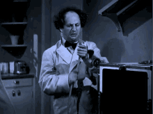 Larry Moe GIF - Larry Moe The Three Stooges GIFs