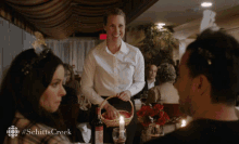 Roses For You Emily Hampshire GIF - Roses For You Emily Hampshire Dan Levy GIFs