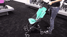 Stroller Demo GIF - Stroller Demo Fast And Easy GIFs