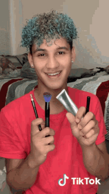 Funny Zombie GIF - Funny Zombie Make Up Tutorial GIFs