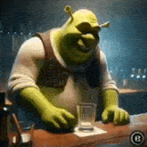 Patricio Estrella Shrek GIF - Patricio Estrella Shrek Beer GIFs