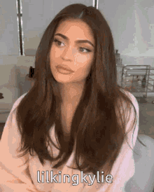 Liking Kylie Kylie Jenner GIF - Liking Kylie Kylie Jenner Pretty GIFs