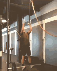 Pull Up Strong GIF - Pull Up Strong Balance GIFs