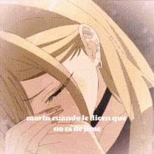a close up of a person 's face with the words marin cuando le dicen que no es de jime on the bottom