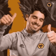 Libbymaaee Pedro Neto GIF - Libbymaaee Pedro Neto Wolves Fc GIFs