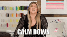 Kelly Clarkson Kelly Clarkson Show GIF - Kelly Clarkson Kelly Clarkson Show Calm Down GIFs