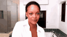 Rihanna Wink GIF - Rihanna Wink Smile GIFs