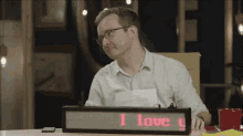 Griffin Mc Elroy Love You GIF - Griffin Mc Elroy Love You GIFs